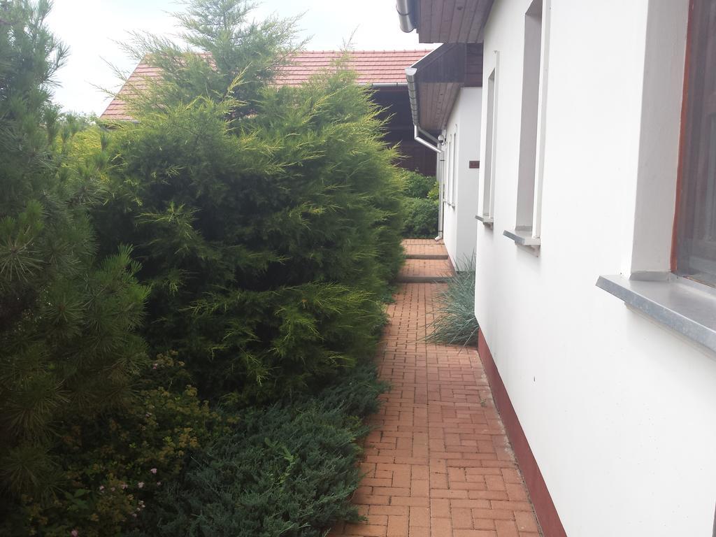 Nádas Panzió Tiszafüred Exterior foto