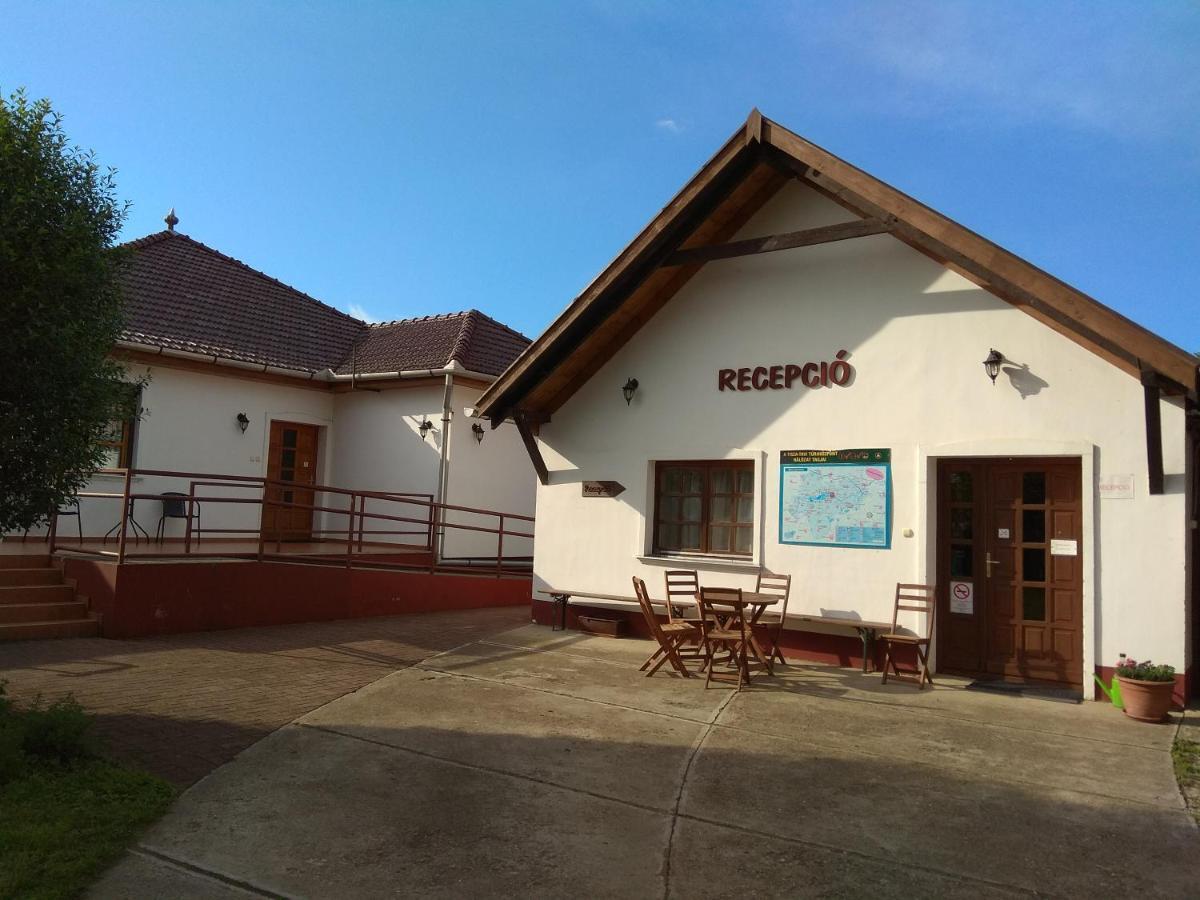 Nádas Panzió Tiszafüred Exterior foto